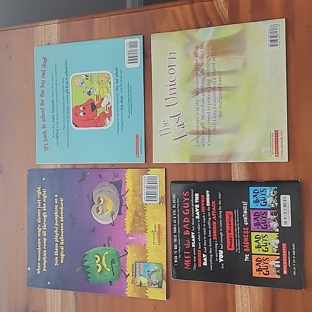 Scholastic Paperbacks Bundle - Picture 2 of 2